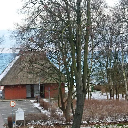Villa Laura 12 Kuehlungsborn